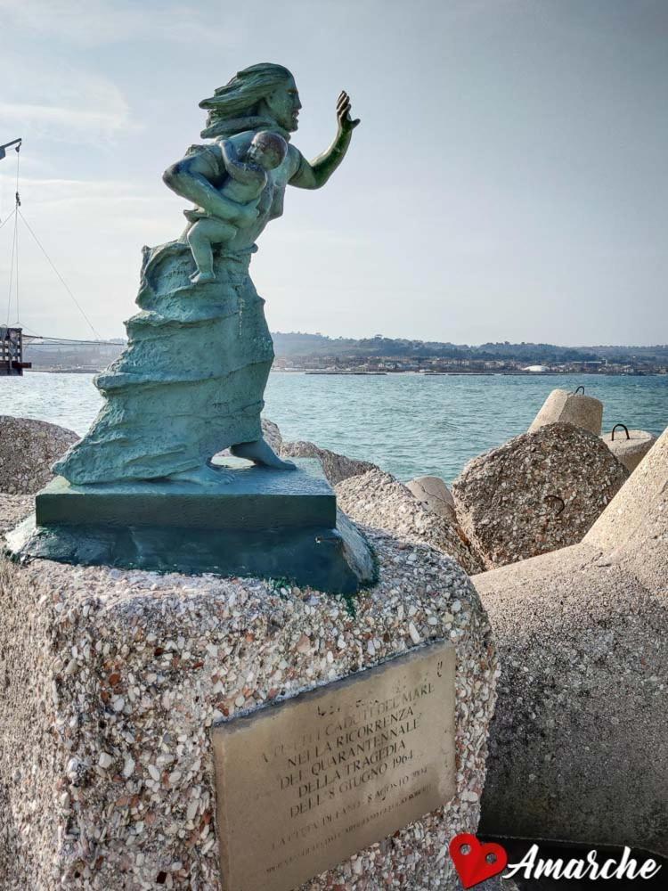 La Casetta Del Marinaio Fano Eksteriør billede